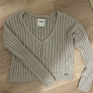 Abercrombie & Fitch Cropped Sweater